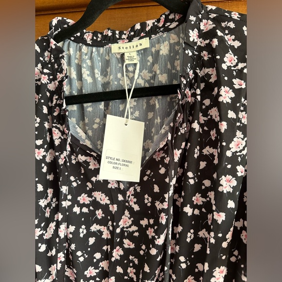 Stellah Floral dress size large NWT READY FOR FALL DRESS - Picture 3 of 7